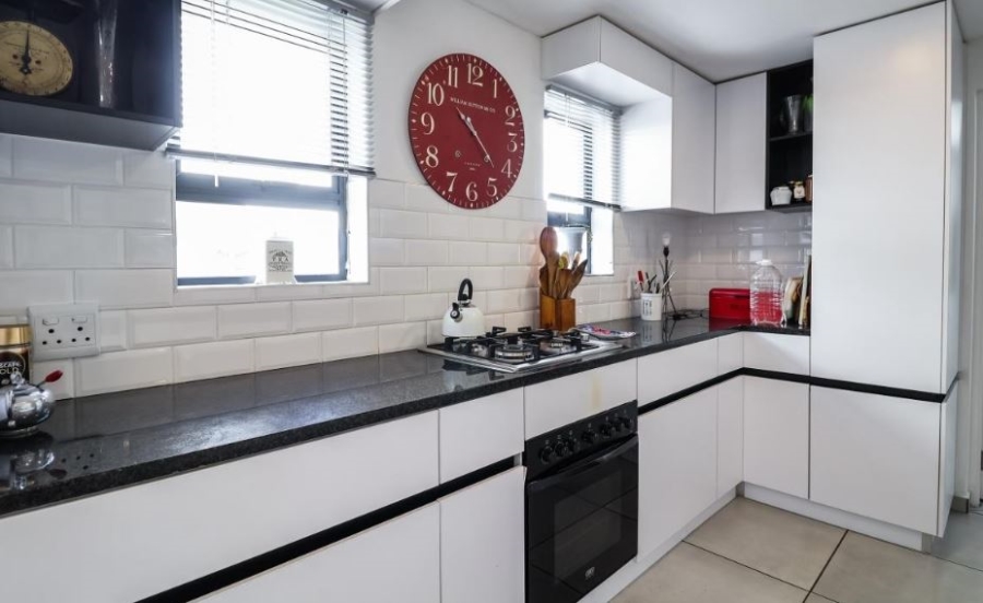 3 Bedroom Property for Sale in Sandy Point Western Cape